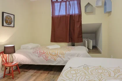 Entire apartment at Rua Serpa Pinto 26, image 39 of 42