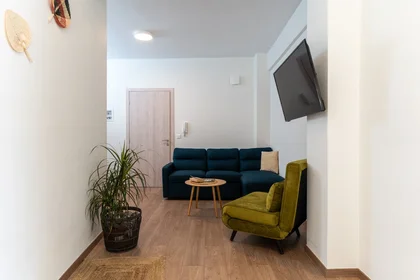 Apartamento inteiro em Ταξίαρχου Μαρκόπουλου 21-25, imagem 1 de 9