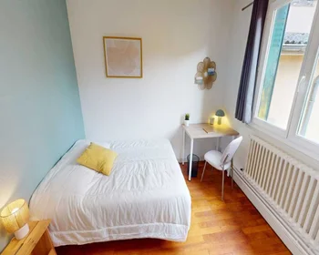 Privatzimmer in der Rue d'Austerlitz, 4th Arrondissement, bild 1 von 10