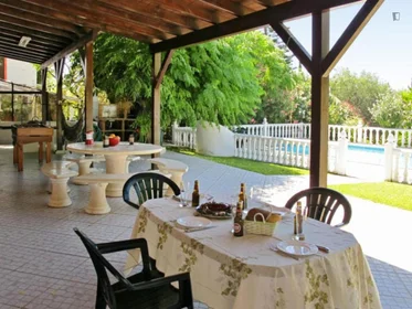 Quarto privado em Monte Vale de Gralhas, imagem 12 de 14