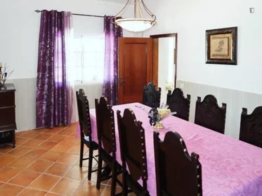 Quarto privado em Monte Vale de Gralhas, imagem 3 de 14