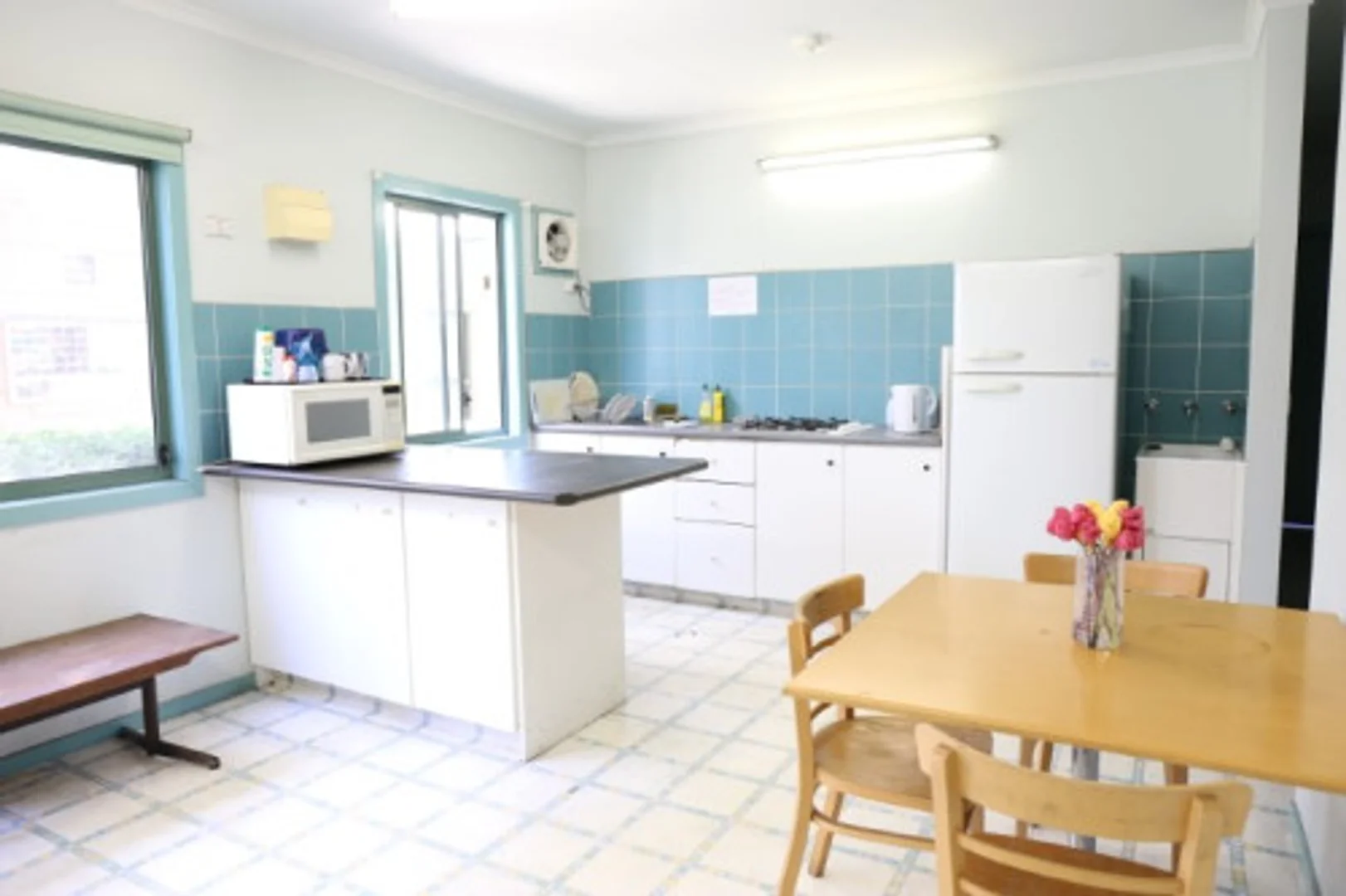 Room for rent in student apartment in , fully furnished