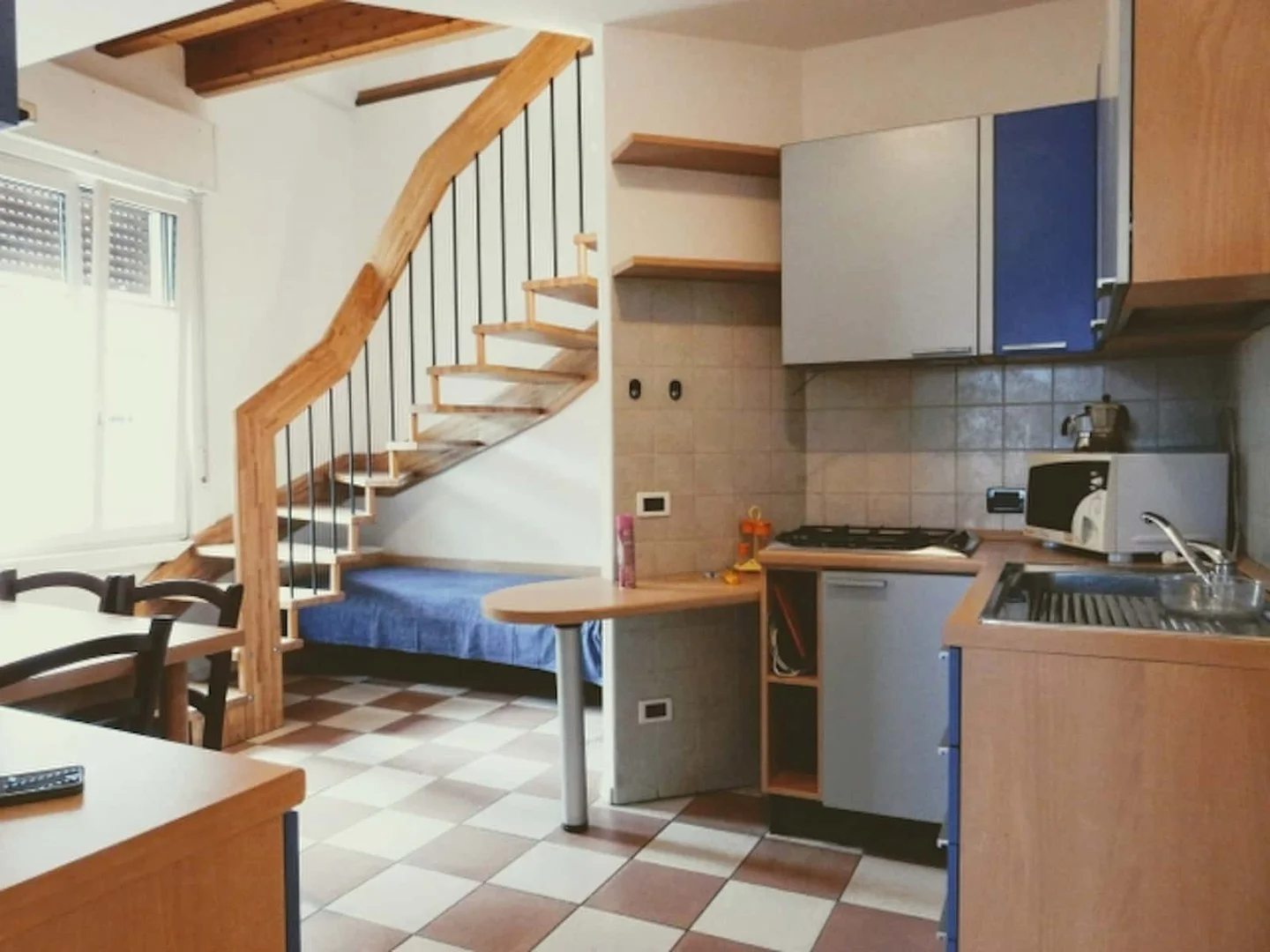 Budget-friendly student room close to campus in 