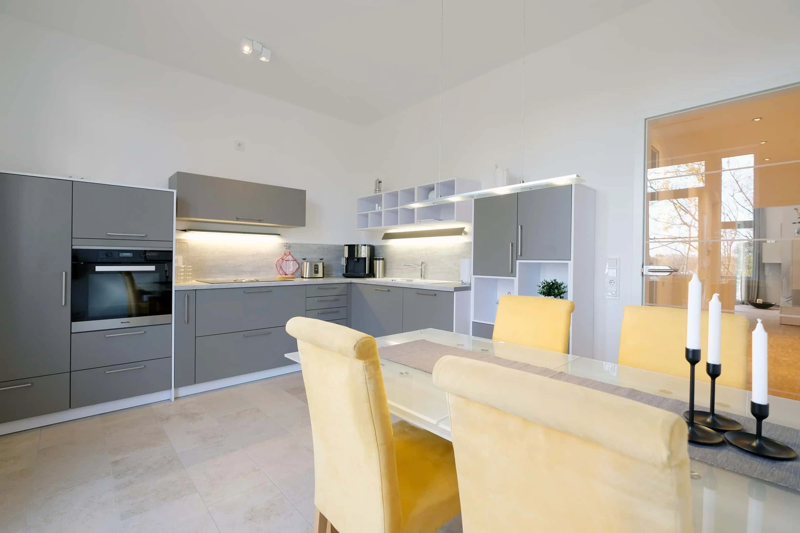 Elsa-Brändström-Straße 3, 52070 Aachen, Deutschland