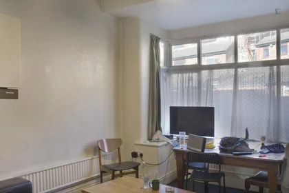 Dairenin tamamı konumu Thurlby Street, 7 45 görüntüsü