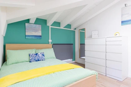Quarto privado em Viale Alfredo Oriani, imagem 5 de 21