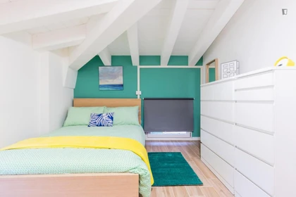 Quarto privado em Viale Alfredo Oriani, imagem 7 de 21