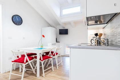 Quarto privado em Viale Alfredo Oriani, imagem 10 de 21