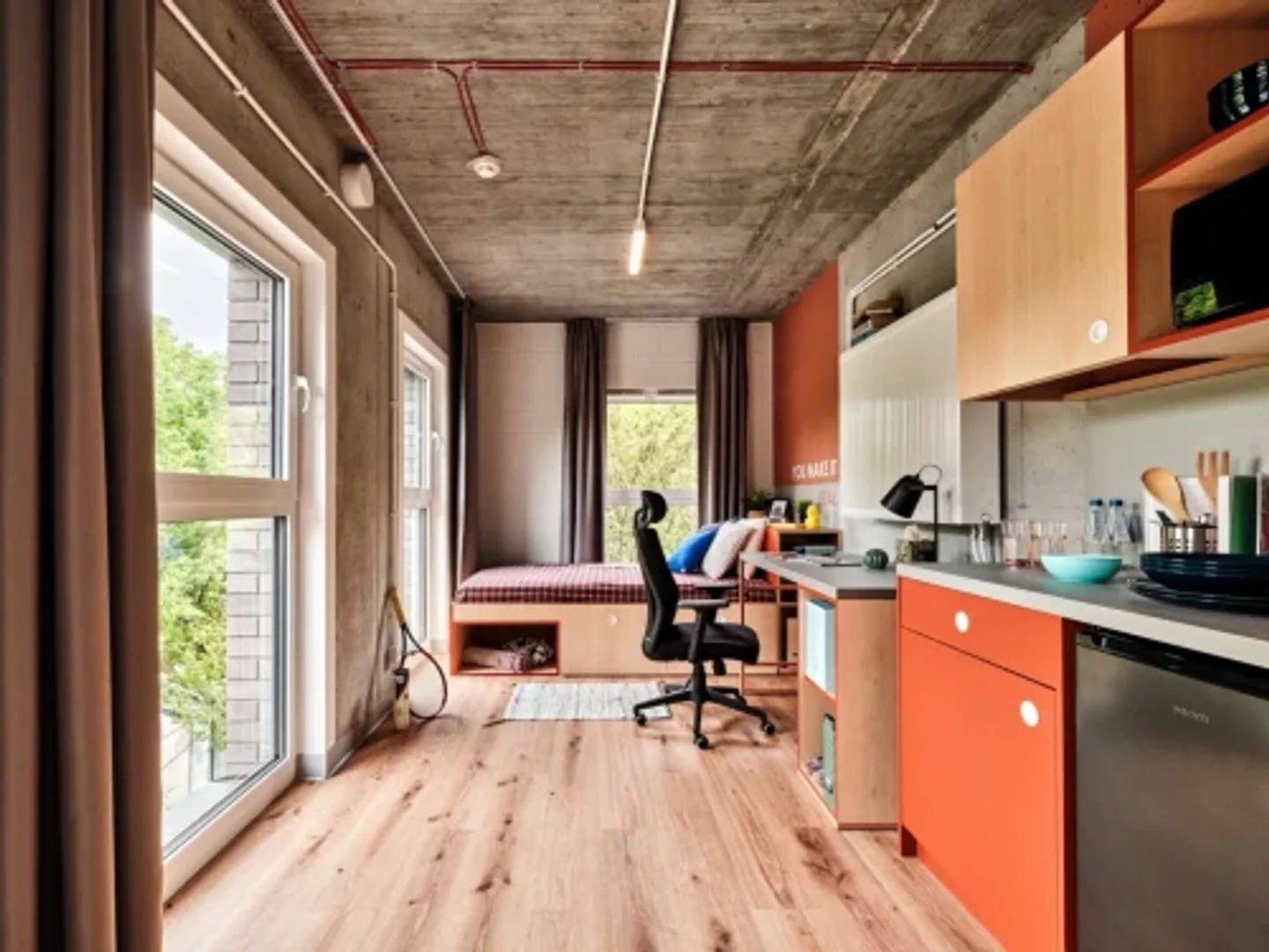 Funktionelles Studentenzimmer perfekt zum Studieren in 