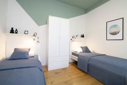 Quarto compartilhado em Via Andrea Alciato, , imagem 3 de 10