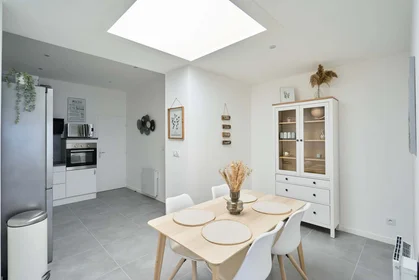 Privatzimmer in der 48 Rue Fernig, 59300 Valenciennes, France, bild 17 von 23