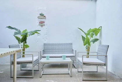 Privatzimmer in der 48 Rue Fernig, 59300 Valenciennes, France, bild 21 von 23