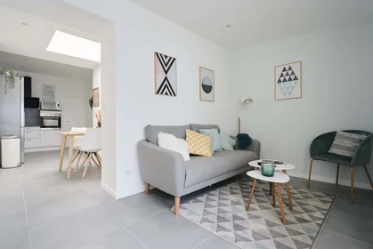 Privatzimmer in der 48 Rue Fernig, 59300 Valenciennes, France, bild 10 von 23