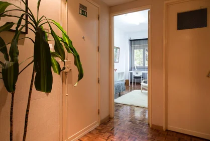 Habitación privada en Rua Raquel Roque Gameiro, imagen 12 de 13