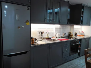 Habitación privada en Rua Raquel Roque Gameiro, imagen 6 de 13