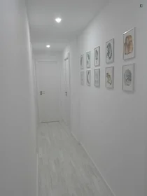 Habitación privada en Rua Raquel Roque Gameiro, imagen 9 de 13