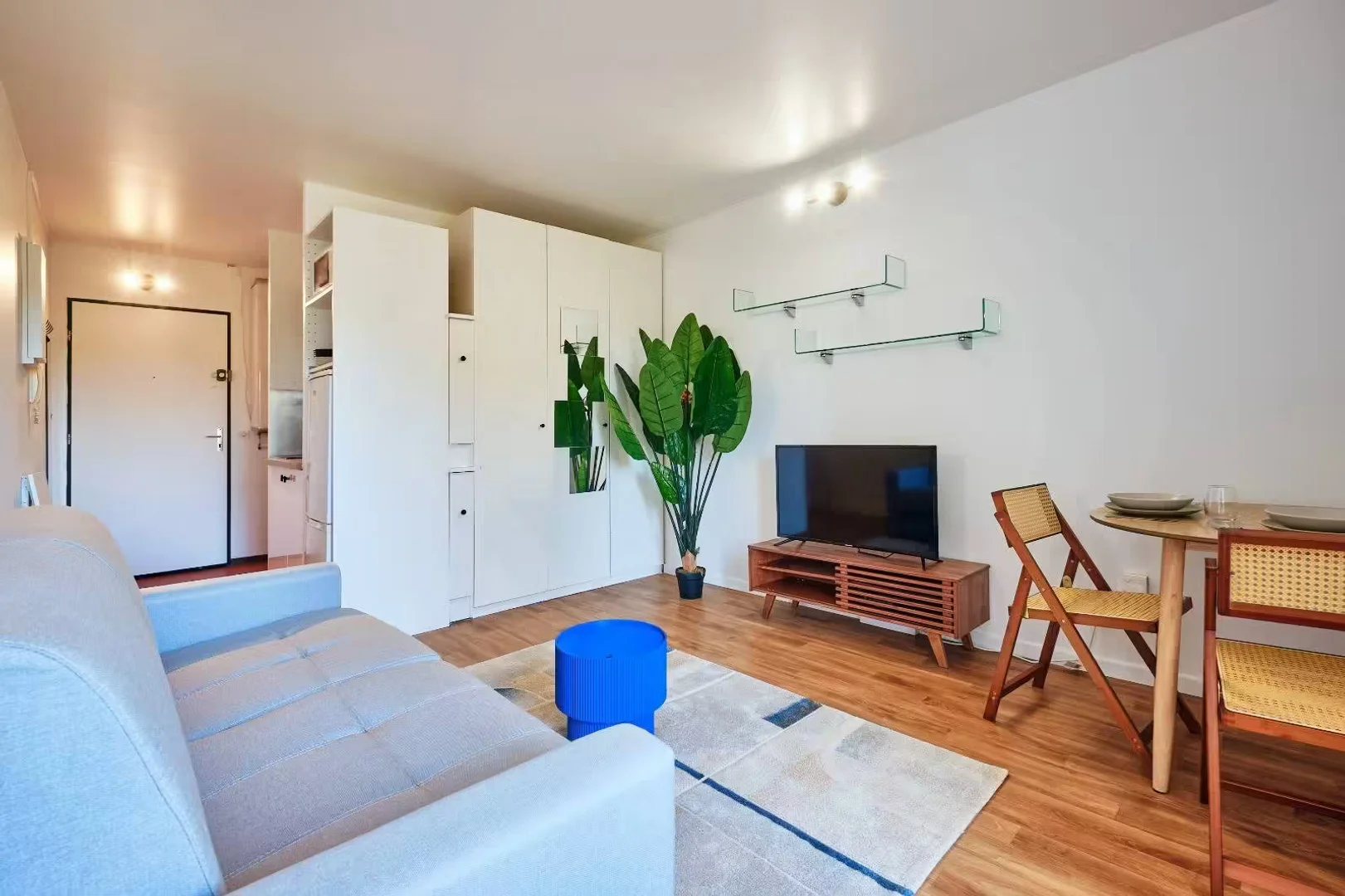 Habitación en apartamento estudiantil en alquiler en , completamente amueblado