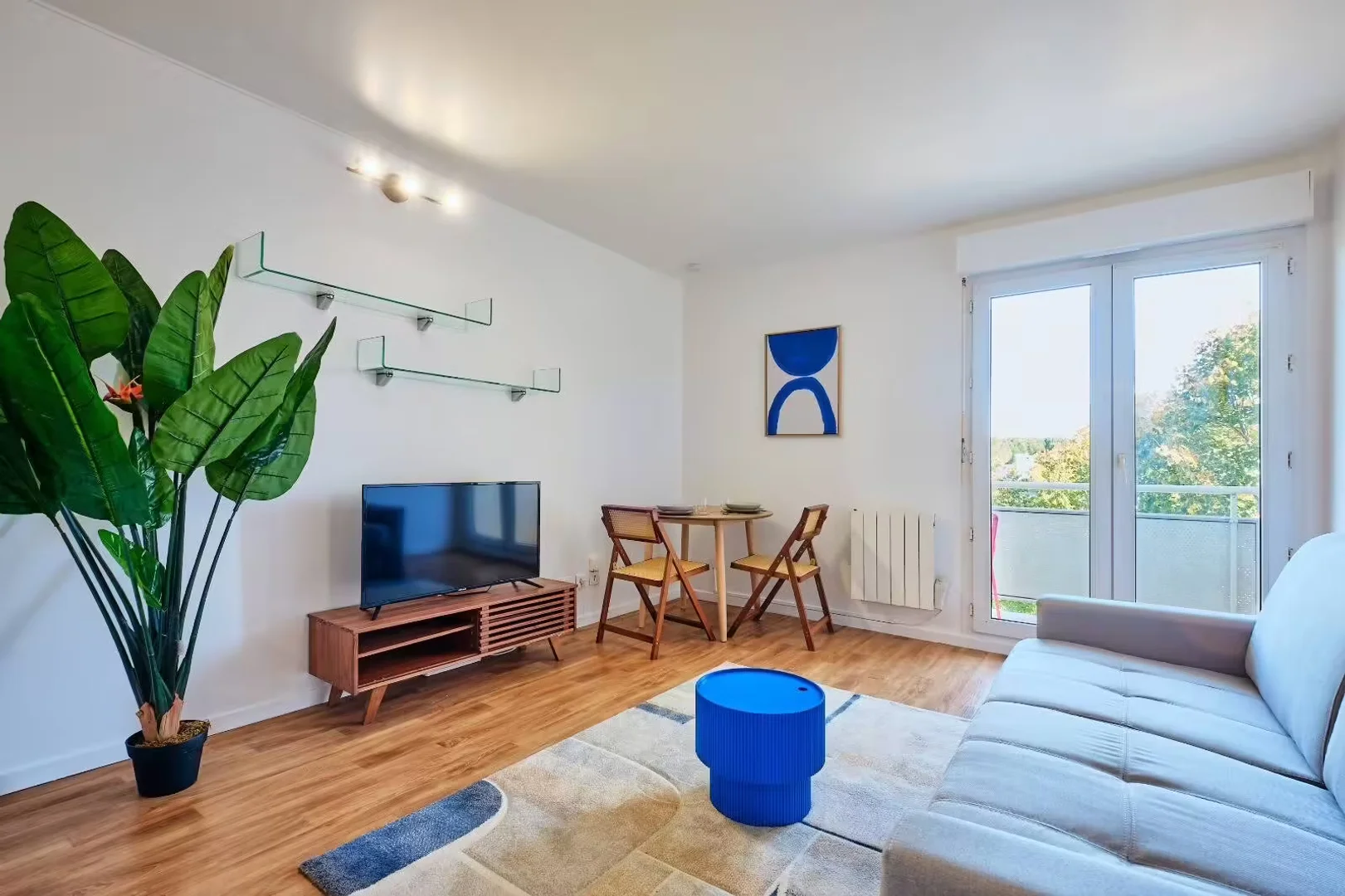 Habitación estudiantil económica con ubicación conveniente en 