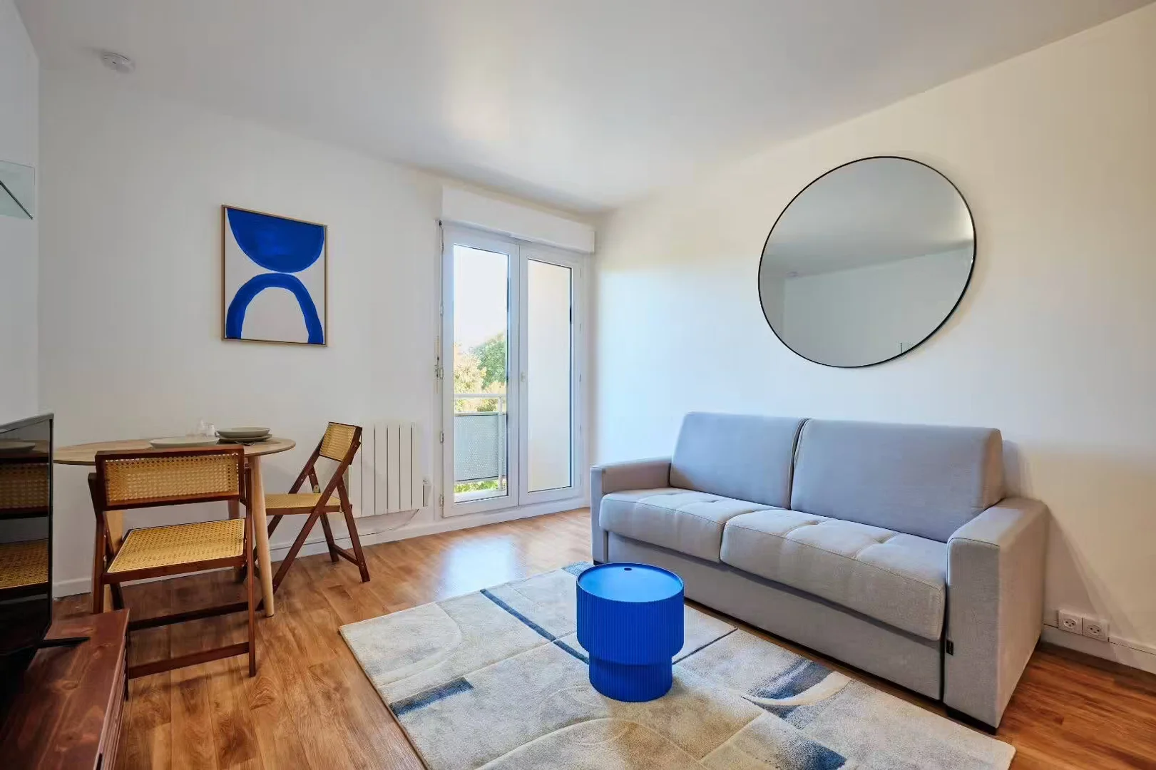 Habitación acogedora para estudiantes disponible en 