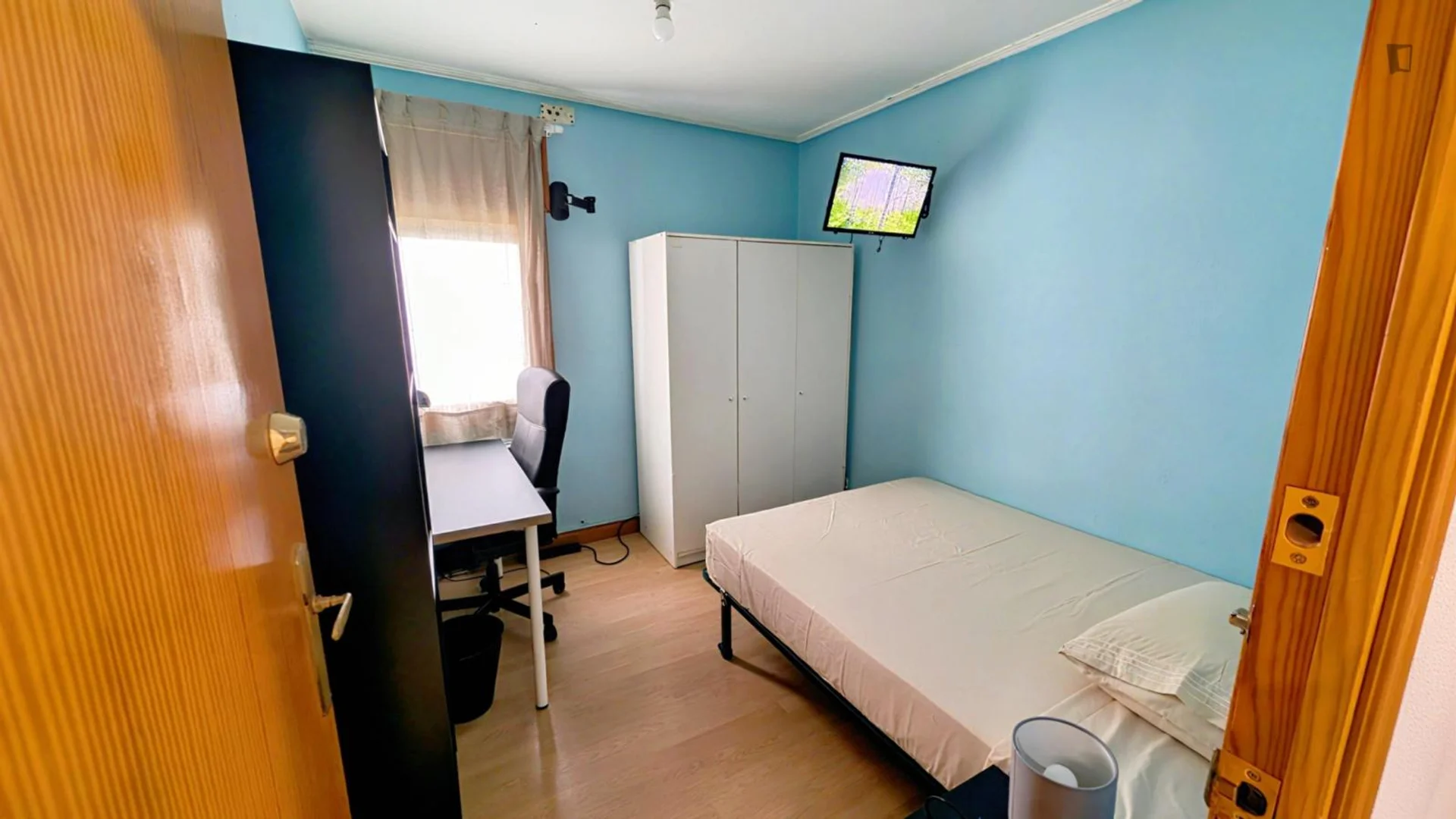 Chambre d'étudiant confortable et spacieuse dans 
