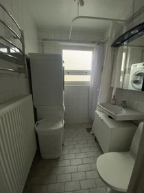 Entire apartment at Fredsgatan 2A, image 8 of 13