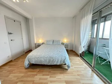 Privatzimmer in der C. de San Asturio Serrano, 5, bild 23 von 26