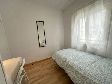 Privatzimmer in der C. de San Asturio Serrano, 5, bild 23 von 26