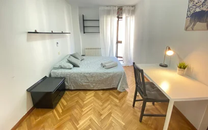 Habitación privada en Tetuán - Calle de Simancas, 1, imagen 2 de 18