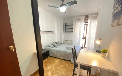 Habitación privada en Tetuán - Calle de Simancas, 1, imagen 4 de 18