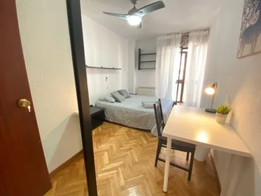 Habitación privada en C. de Simancas, 1, imagen 38 de 45