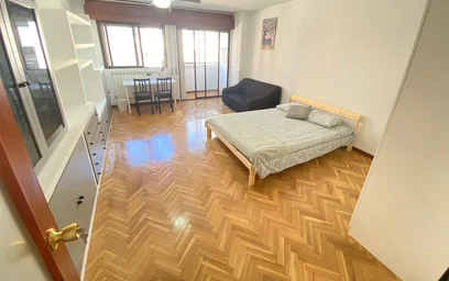 Habitación privada barata en {area}