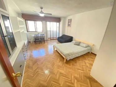 Habitación privada en C. de Simancas, 1, imagen 38 de 47