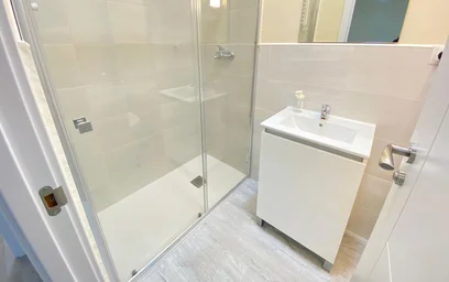 Private room at Other - Calle de Caunedo, 3, image 11 of 16