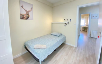 Private room at Other - Calle de Caunedo, 3, image 3 of 16