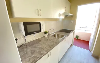 Private room at Other - Calle de Caunedo, 3, image 7 of 16