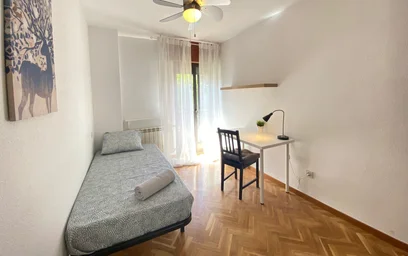 Habitación privada en Tetuán - Calle de Simancas, 1, imagen 1 de 17