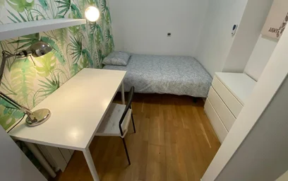 Stanza privata in C. del Carmen, 3, immagine 5 di 16