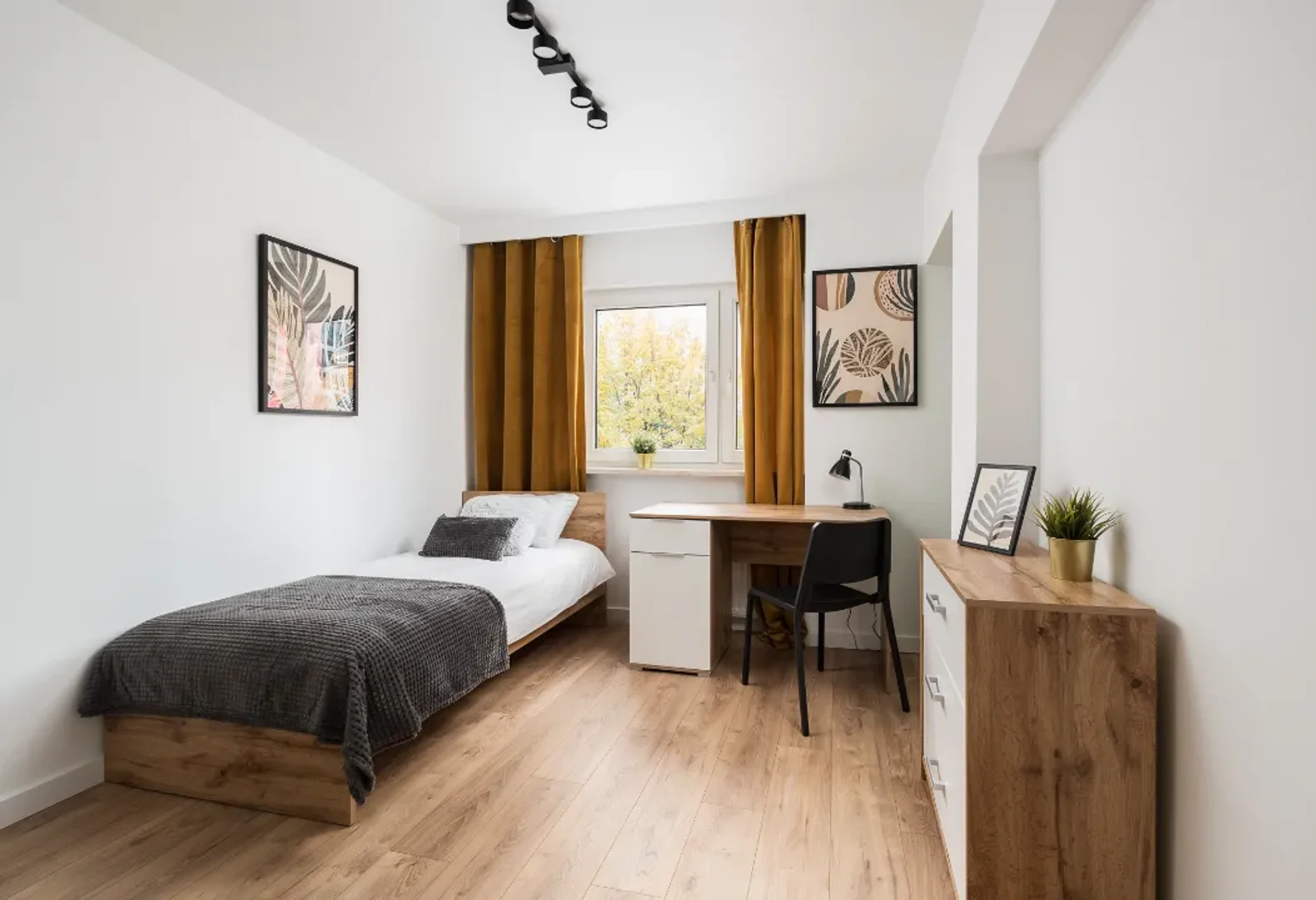 Komfortables und geräumiges Studentenzimmer in 