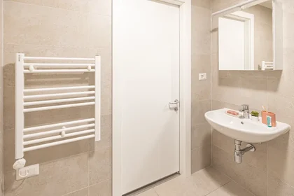 Private room in residence at Via Sebastiano Serlio, 26/2, image 8 of 16