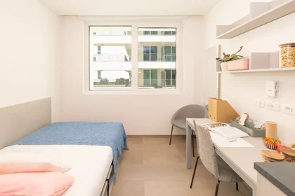 Chambre privée en résidence à Viale della Toscana 10, image 1 de 23