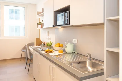 Chambre privée en résidence à Viale della Toscana 10, image 16 de 23
