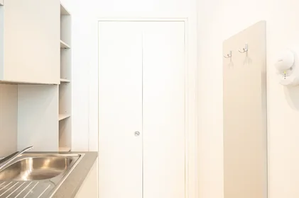 Chambre privée en résidence à Viale della Toscana 10, image 5 de 23