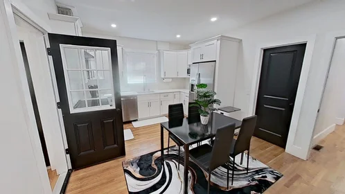 Quarto privado em #1901: Roxbury Boston 02119, imagem 8 de 20