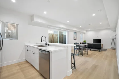Stanza privata in #1858: Hollywood Los Angeles 90028, immagine 10 di 12