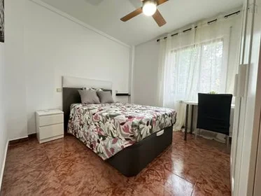 Private room at Av. de los Estados, 2, image 12 of 14