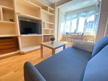 Stanza privata in Av. de Moratalaz, 6, immagine 30 di 34