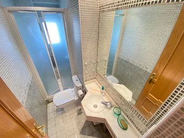 Stanza privata in Av. de Moratalaz, 6, immagine 8 di 34