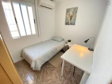 Chambre privée à C. Extremadura, 4, image 34 de 35