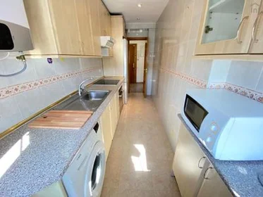 Chambre privée à C. Extremadura, 4, image 9 de 35