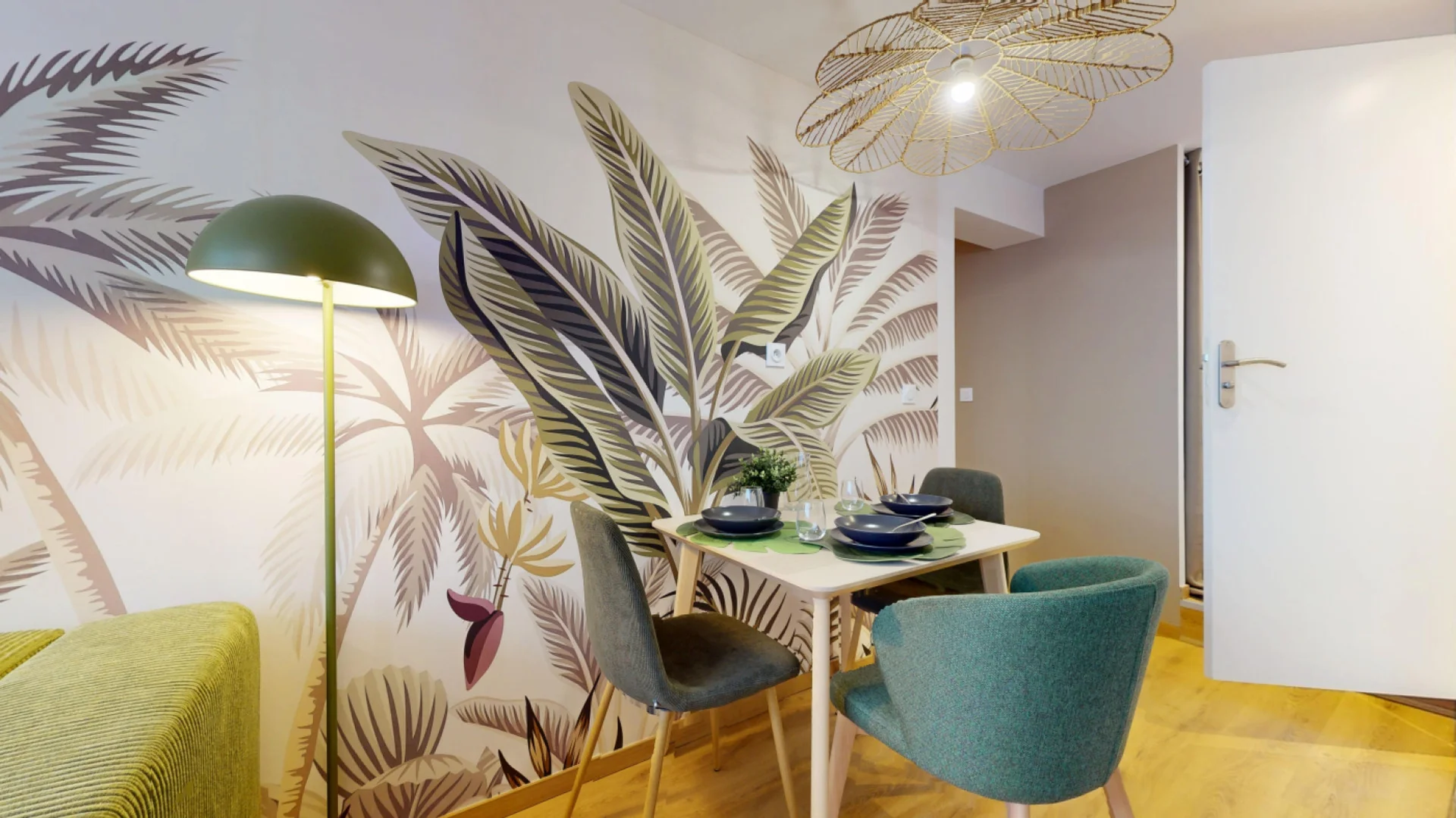 Habitación para estudiantes en  con modernas comodidades